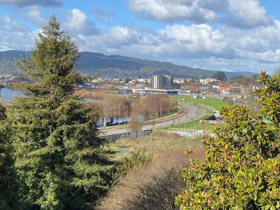 Apartamento Departamento Equipado Valdivia Con Estacionamiento Exterior foto